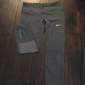 Nike Dri-FIT ‘Epic Run’ cropped leggings
